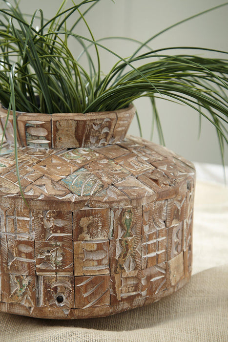 Meltland Vase - Just Furniture (PA) - Multi Location