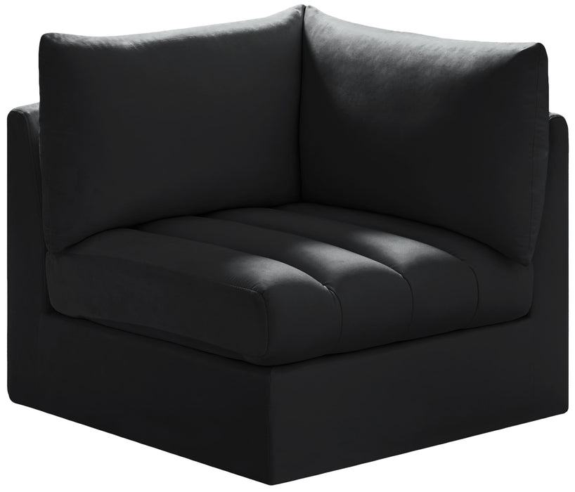 Jacob Black Velvet Corner
